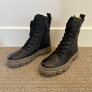 NEW UNWORN Paul Green Nia Boot Black Leather